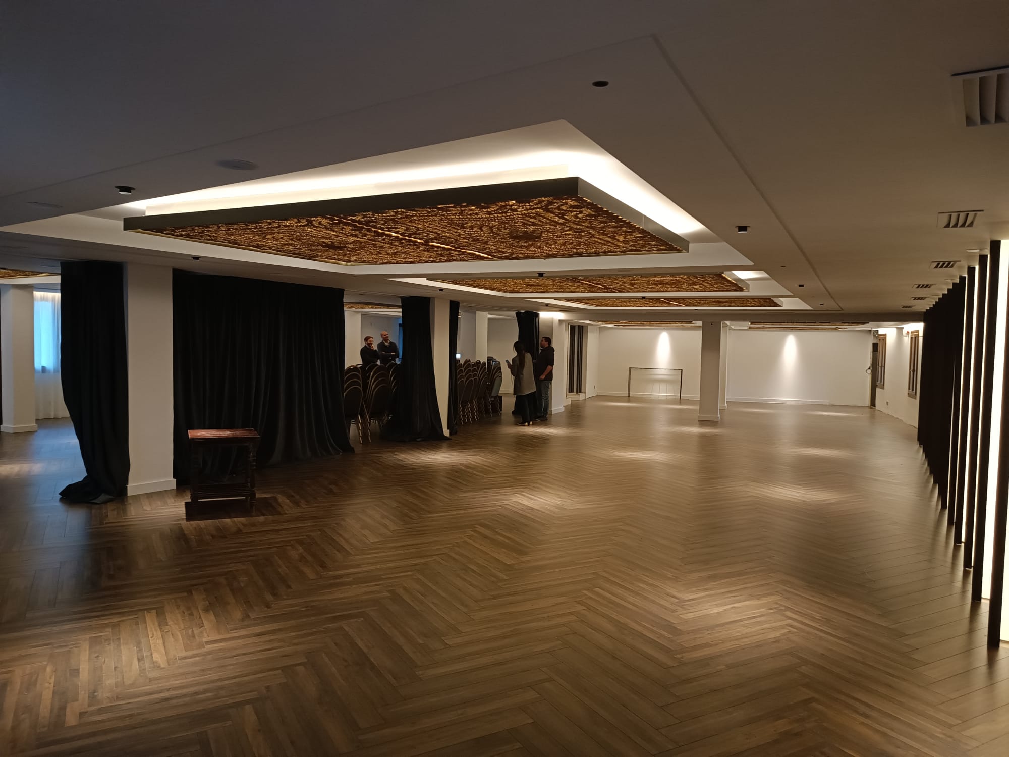 Salón Restaurante El Bosque