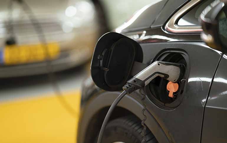 Recarga de Vehículos Eléctricos: Guía para Propietarios